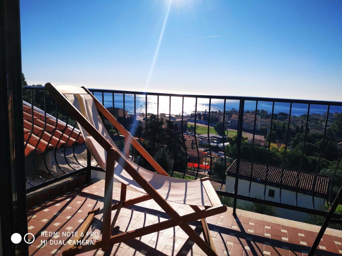Apartamento Mansarda Mare Bella Vista Citra Zero Zero Ottanta Trentuno Lt O738 Imperia Exterior foto